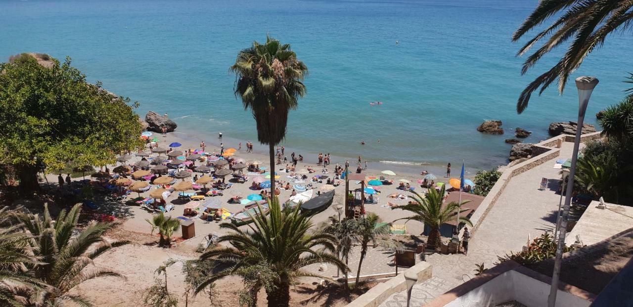 Neptuno Torrecilla Beach Nerja Exterior foto